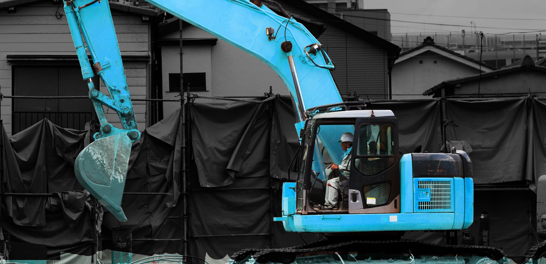 解体工事の施工風景